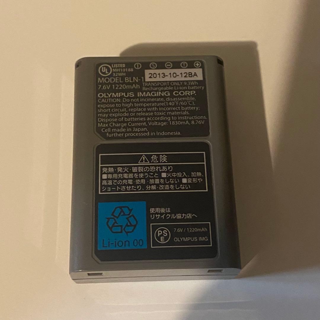 OLYMPUS OM-D E-M1 初代 【ボディ動作品】 ※レンズ要確認