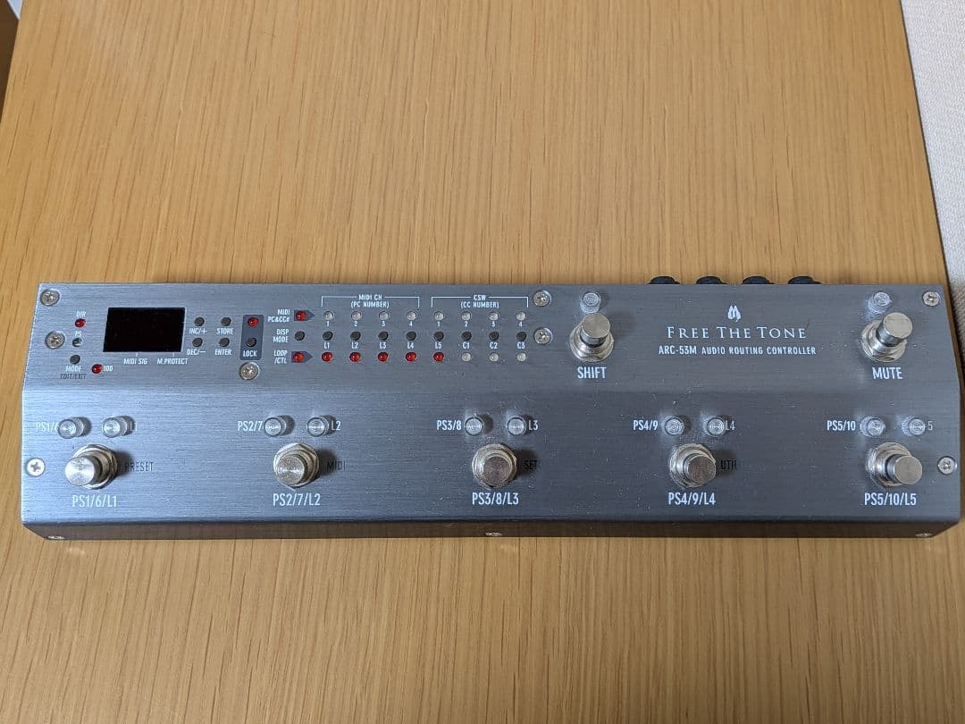 free the tone arc-53m スイッチャー