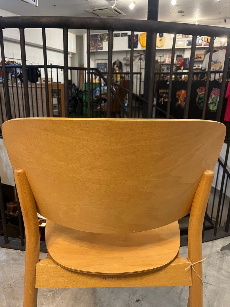 TON社 Valencia バレンシア　チェア