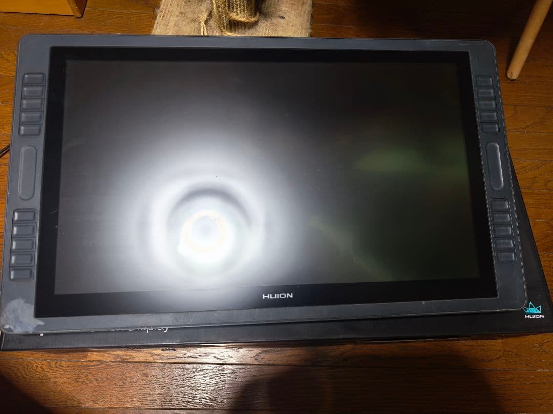 HUION GT-221（付属物完品）サブモニタでの使用可／モニターアーム追加可