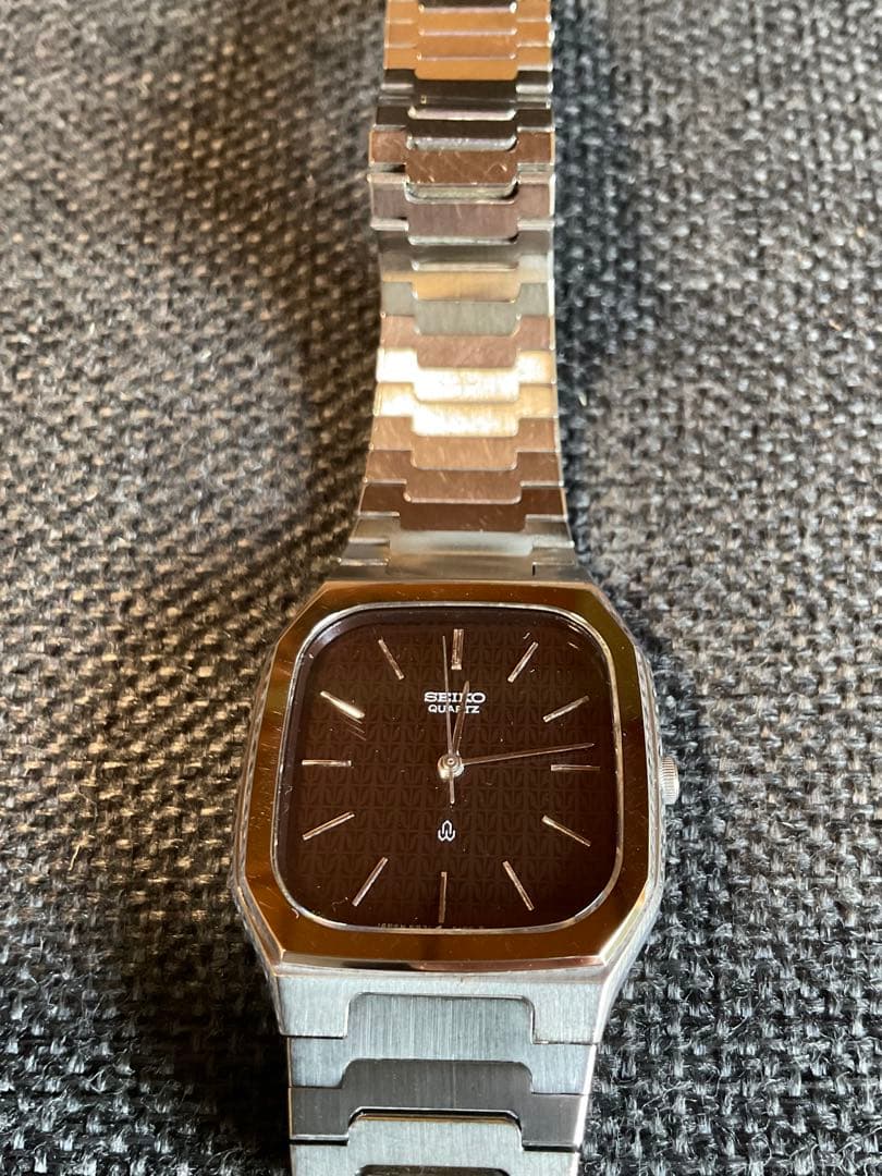 SEIKO セイコー エンブレム　アンティーク　クォーツ　腕時計