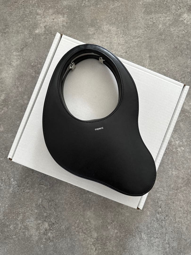 あ*様 coperni コペルニ　スワイプバッグ