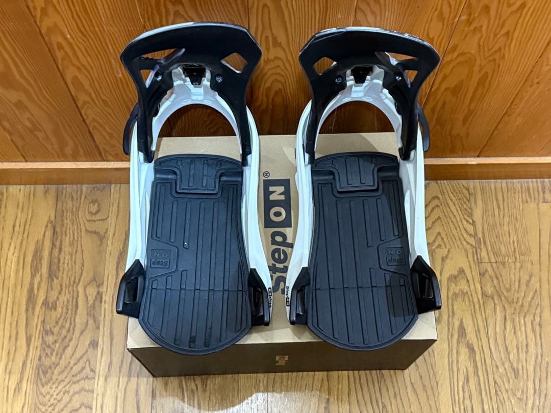 期間限定値下げ　早い者勝ち　Burton tepON®Binding Mサイズ