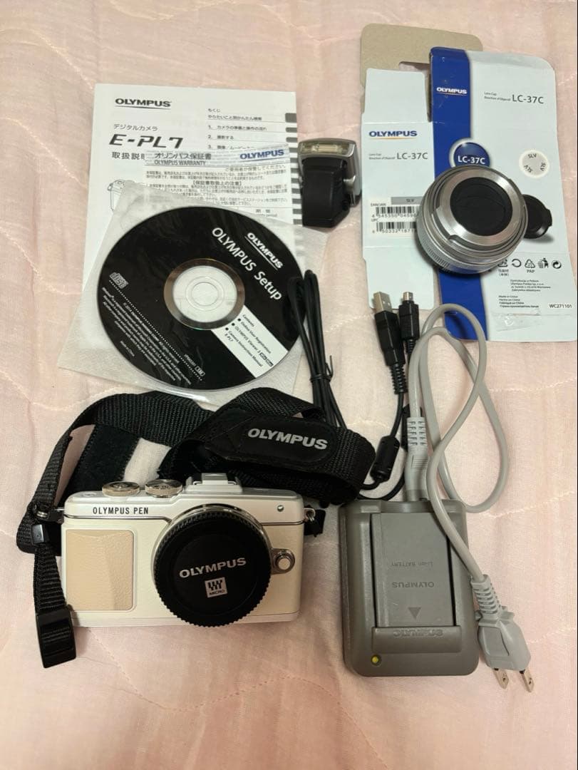 本日限定OLYMPUS PEN E-PL7 ミラーレス一眼カメラ ホワイト