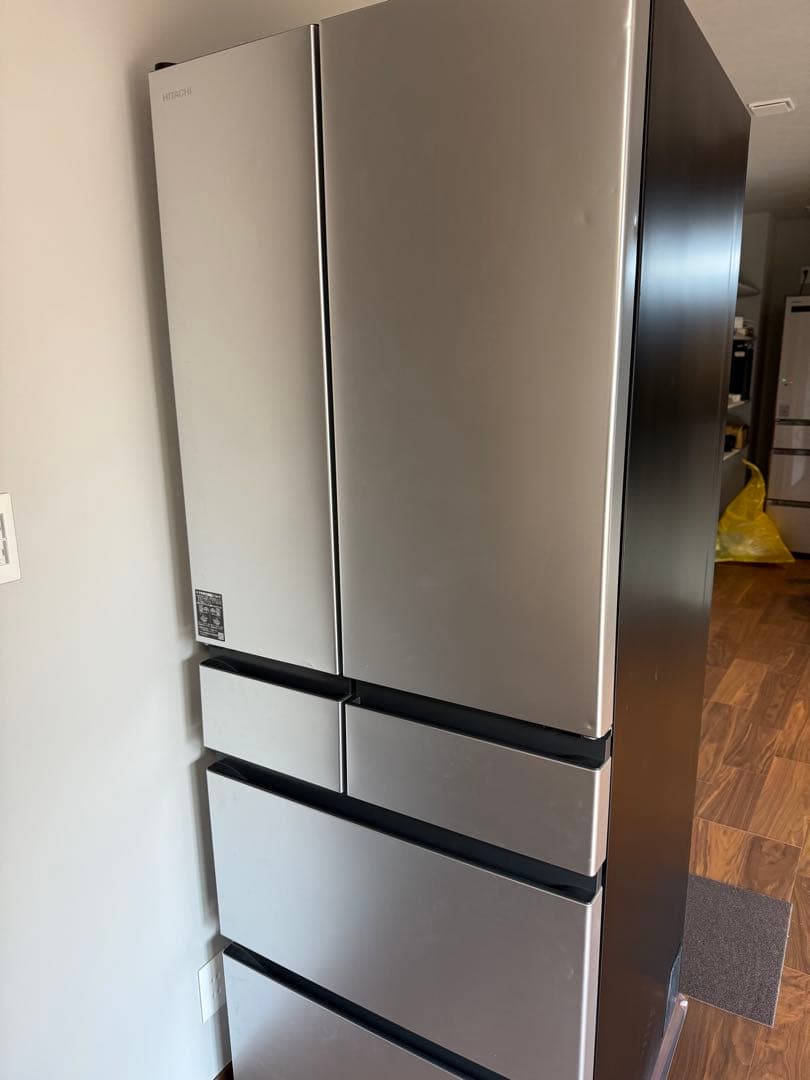 ⭐︎中村⭐︎日立冷凍冷蔵庫　R-KWC57R(S) 567L ブラストシルバー