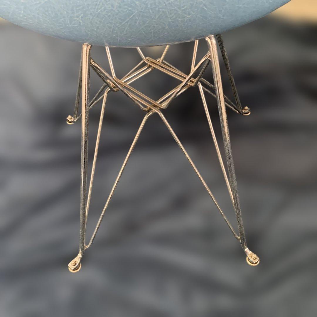 m100801m イームズ　モダニカ　サイドシェルチェア