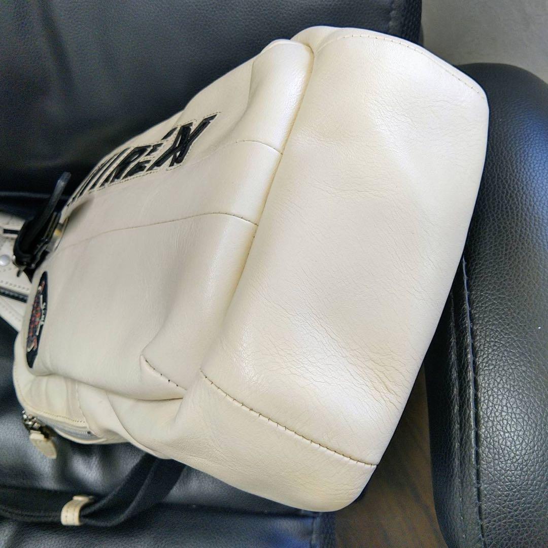 AVIREX ボディバッグ ホワイト斜めがけバッグ　美品