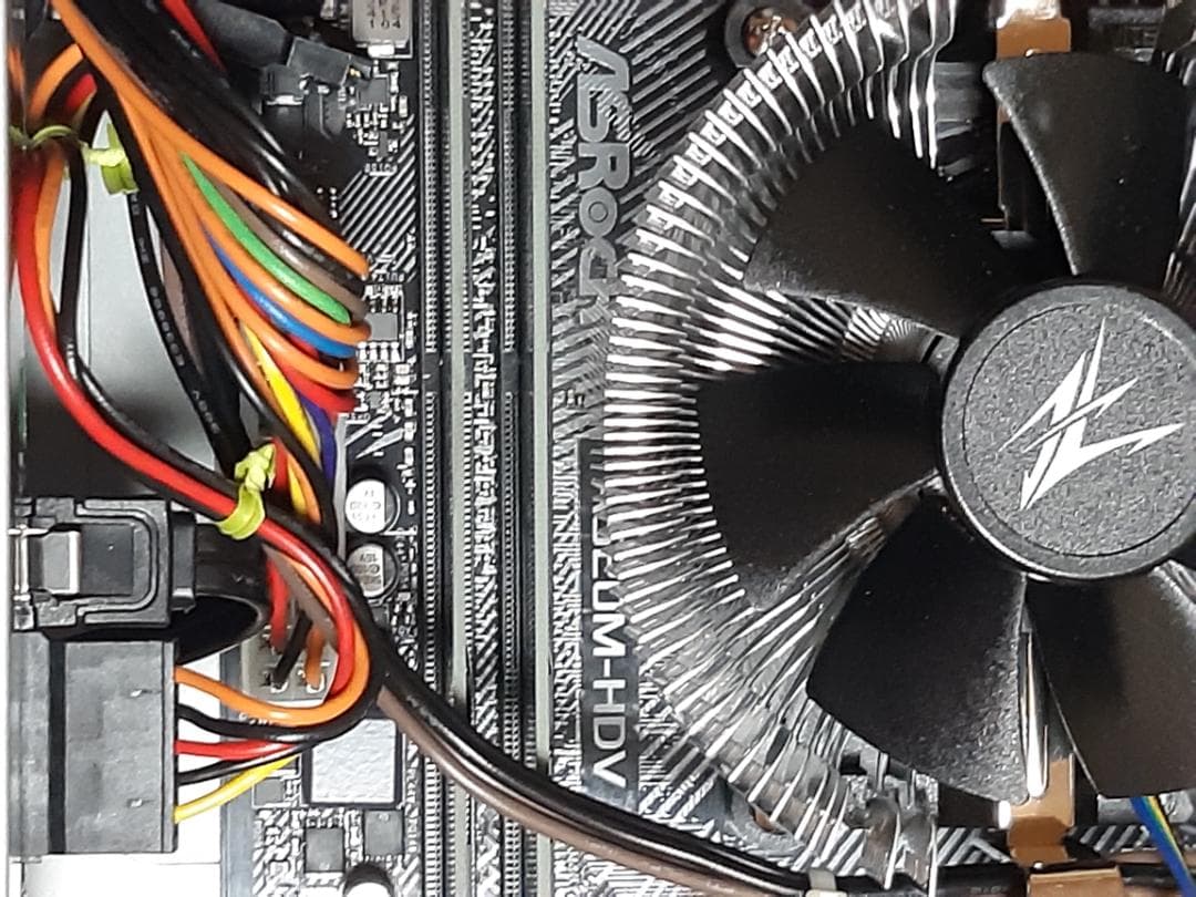 土日限定価格　自作PC　RYZEN3 3100・8GB・512GB・GT610