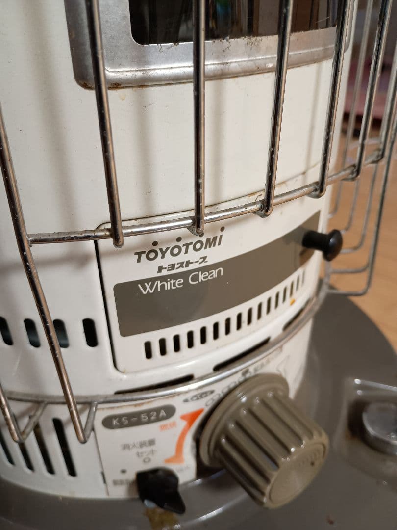 トヨトミ KS-52A 石油ストーブ ホワイトクリーン