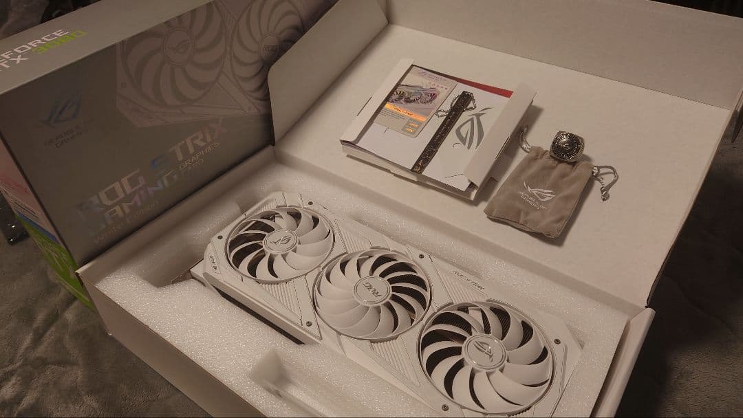 ASUS ROG STRIX GeForce RTX 3080 ホワイトED