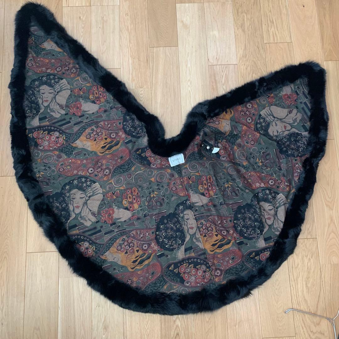 美品⭐︎vivreビブレ　黒　カシミヤ　ケープ　フォックスファー付　ポンチョコート