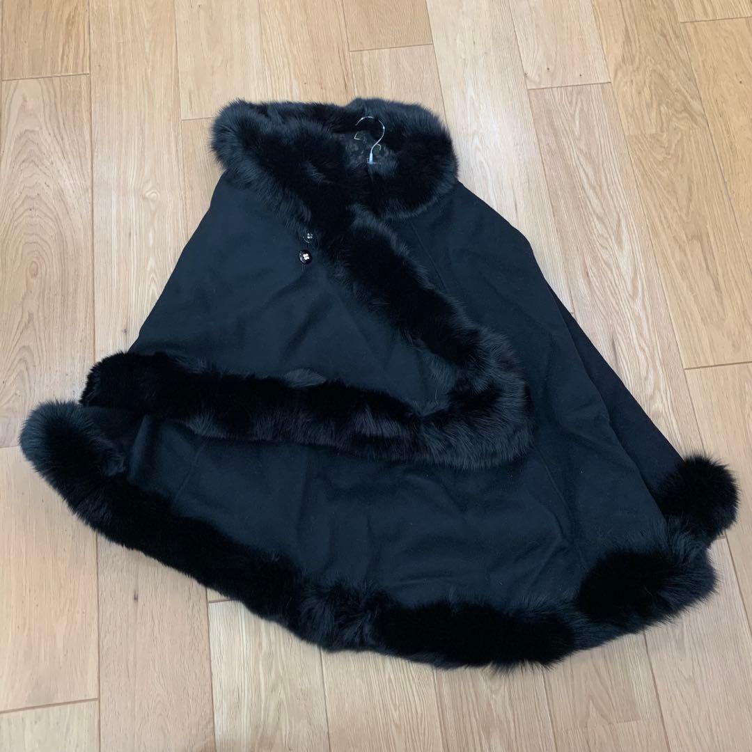 美品⭐︎vivreビブレ　黒　カシミヤ　ケープ　フォックスファー付　ポンチョコート