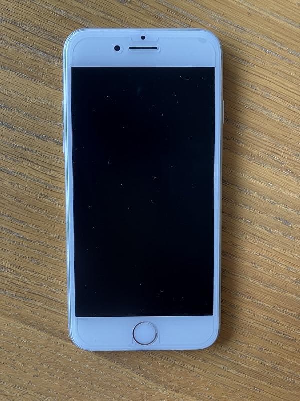 iphone8 シルバー 64GB