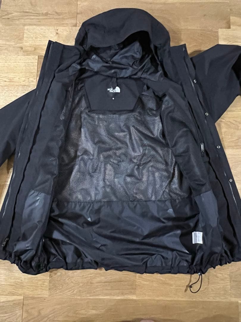 ノースフェイス　マウンテンライトジャケット　ブラック色　NP62450　Mサイズ