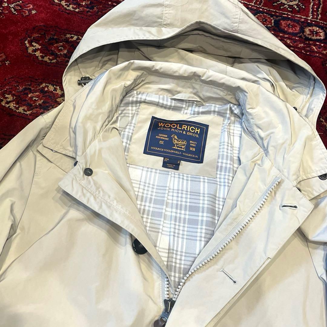 WOOLRICH ウールリッチ フード付きマウンテンパーカー アイボリー　Ｓ