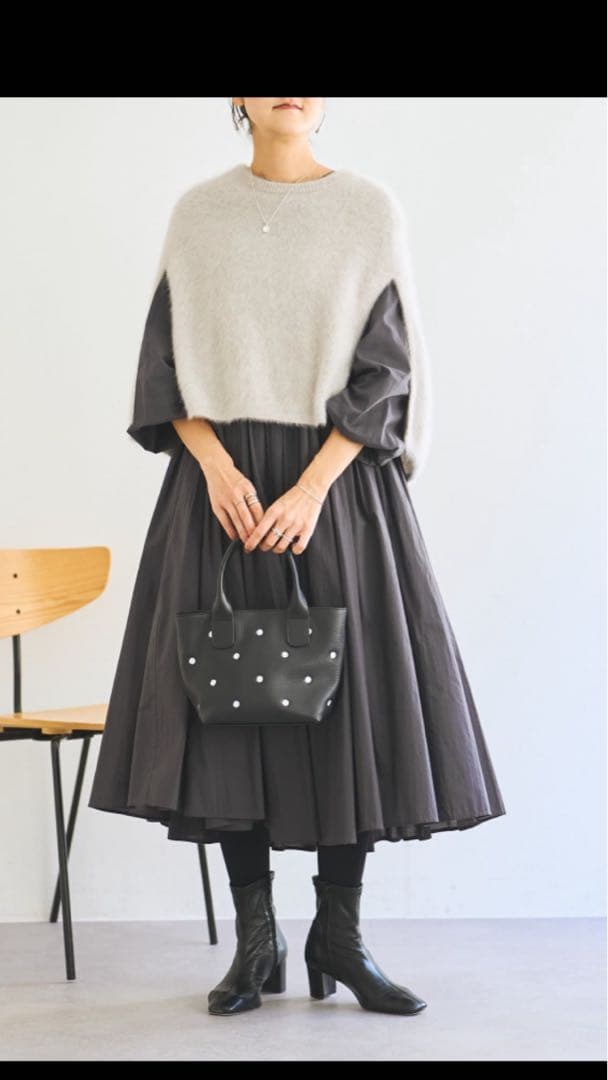 BEARDSLEY ピアズリー ニット ポンチョ セーター グレー 未使用