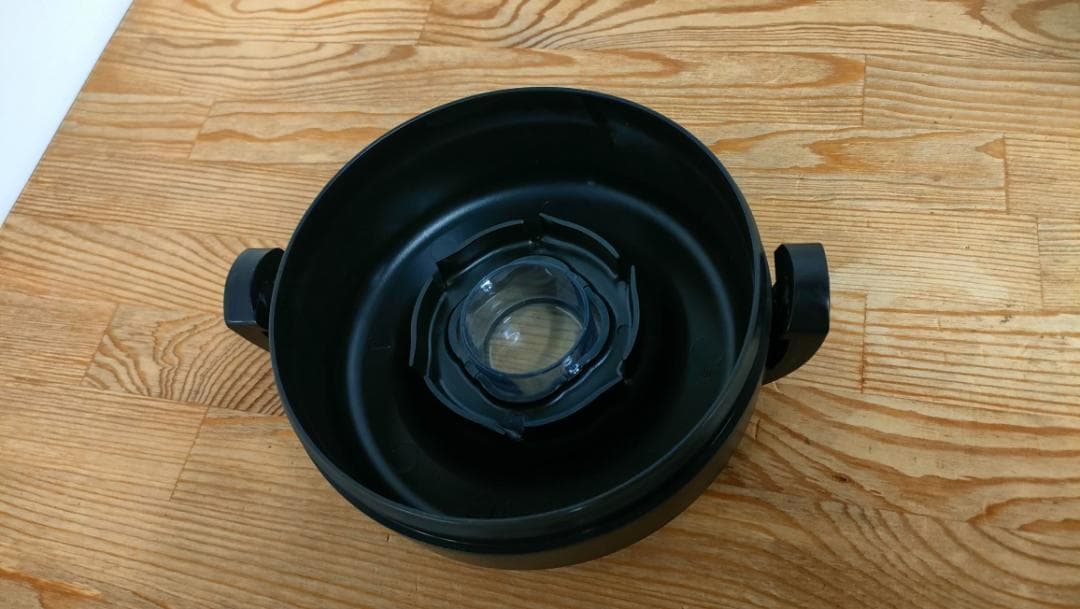 【目立った傷や汚れなし】バイタミックスE520　ブラック　1628