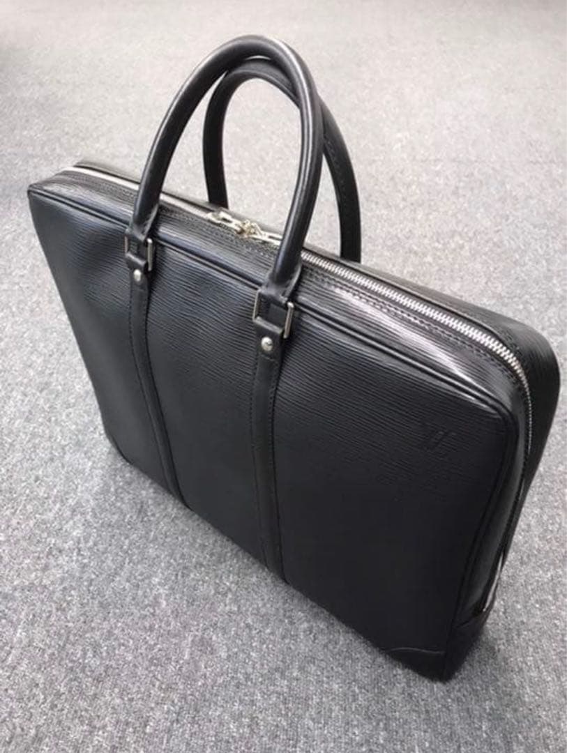 ルイヴィトン ビジネスバッグ エピ 正規品