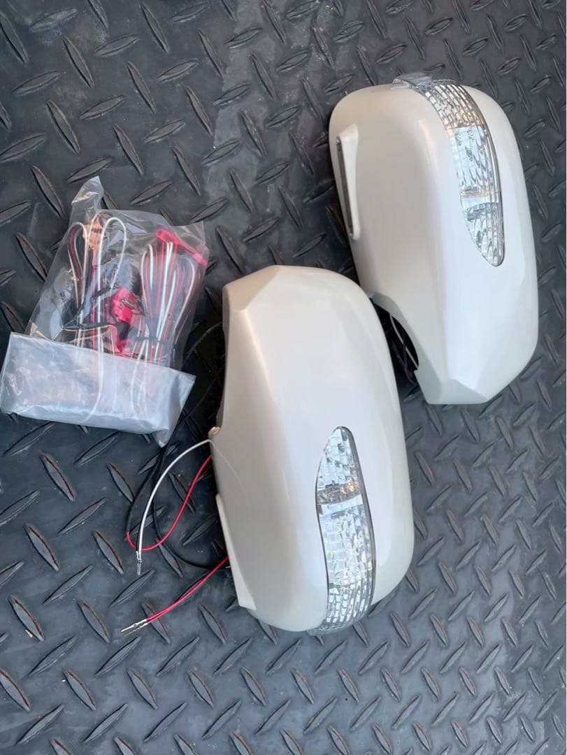 純正交換　LED ウインカードアミラー　20セルシオ　17クラウン　マジェスタ