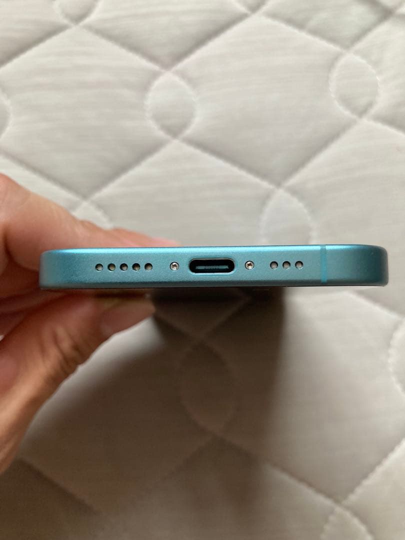 iPhone 16 128GB 本体　ティール　simフリー