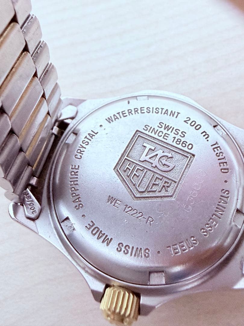 【稼働】 タグホイヤー WE1222-R QZ ホワイト文字盤 メンズ腕時計