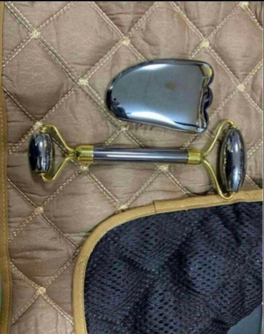 ARiy様おまとめ美顔ローラー・ネックレス・リングセット