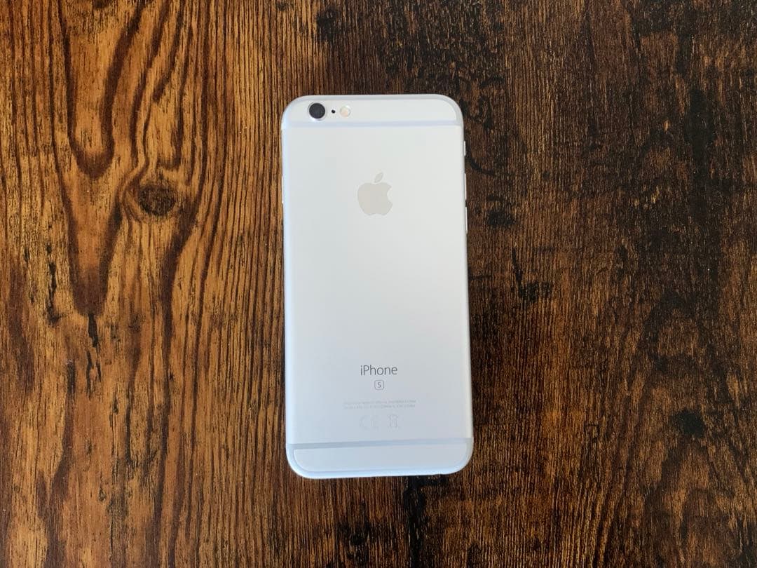 iPhone 6s 本体 128GB 純正バッテリー SIMロック解除済み