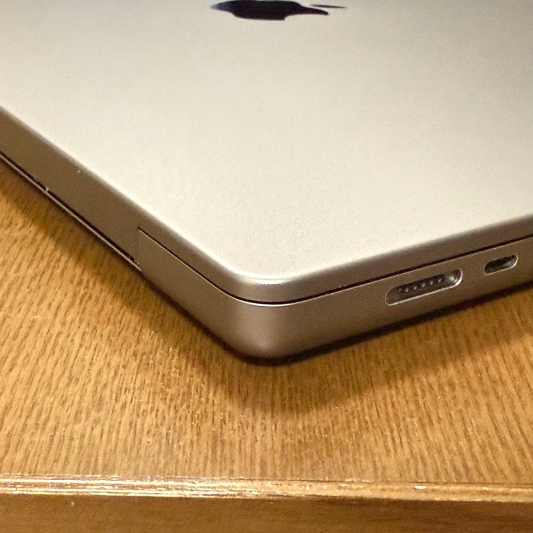 Apple Care 付きM1 Pro MacBook Pro 16 2021