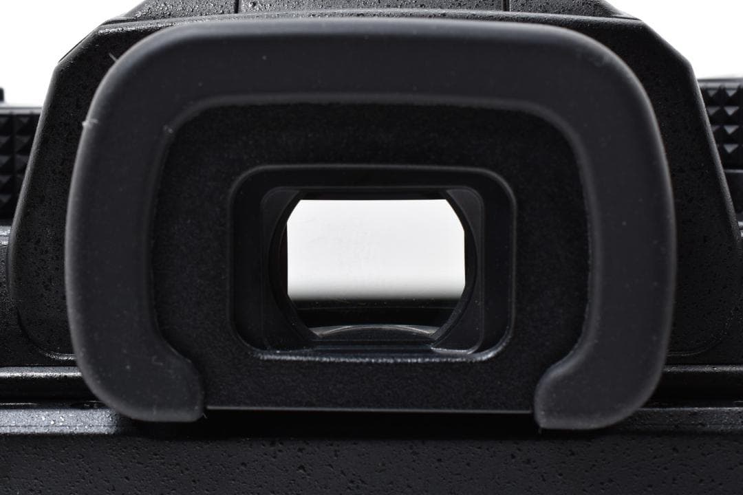 ■ ほぼ新品・ショット数3652回 ■ ペンタックス PENTAX KP ボディ