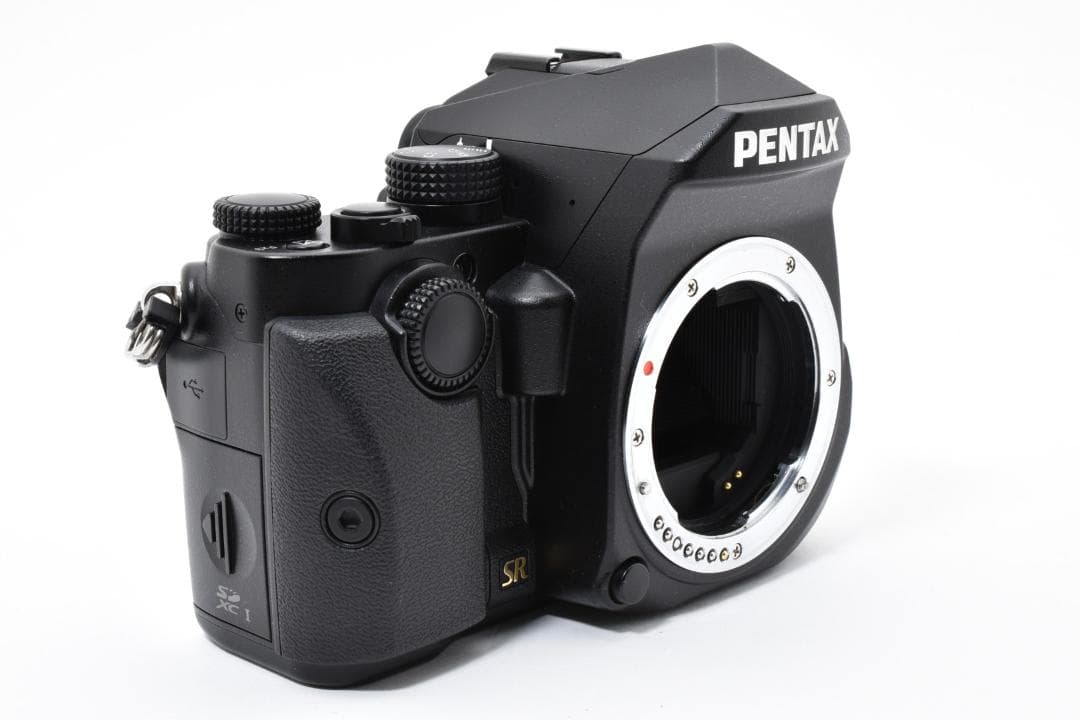 ■ ほぼ新品・ショット数3652回 ■ ペンタックス PENTAX KP ボディ