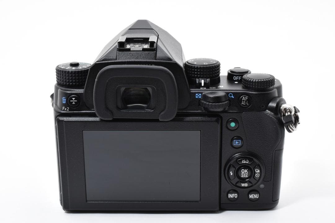 ■ ほぼ新品・ショット数3652回 ■ ペンタックス PENTAX KP ボディ