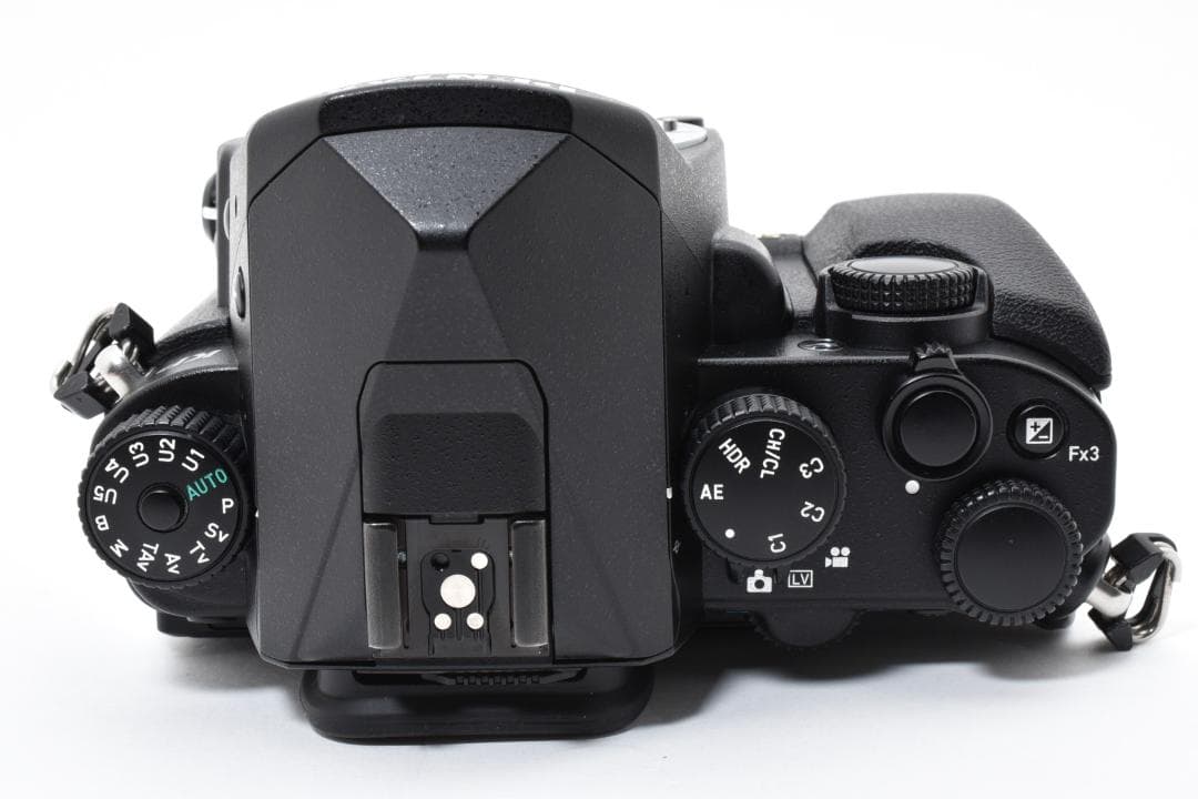 ■ ほぼ新品・ショット数3652回 ■ ペンタックス PENTAX KP ボディ