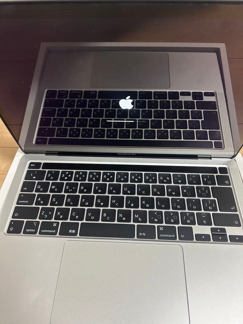 MacBook Pro 2020モデル　256g 13インチ シルバー