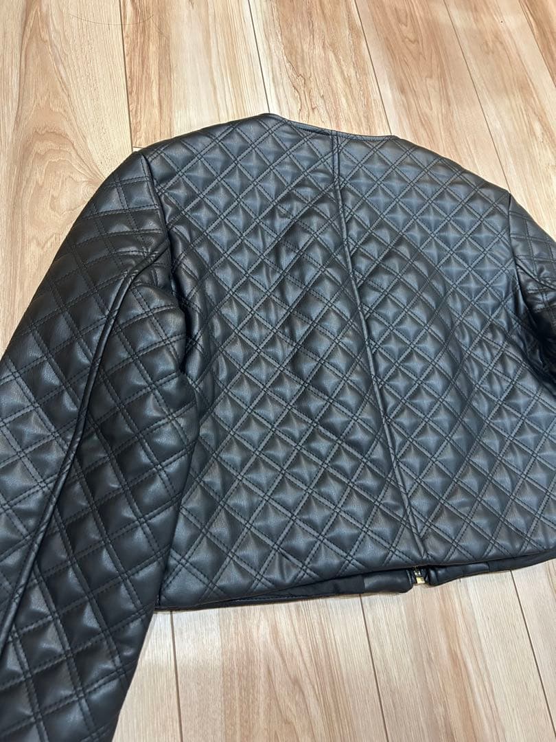 新品未使用　タグ付き　ZARA ショートキルティングフェイクレザージャケット　S