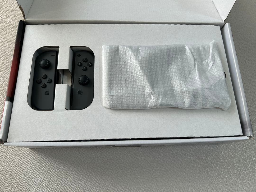 Nintendo Switch グレー 本体　64GBマイクロSD付き