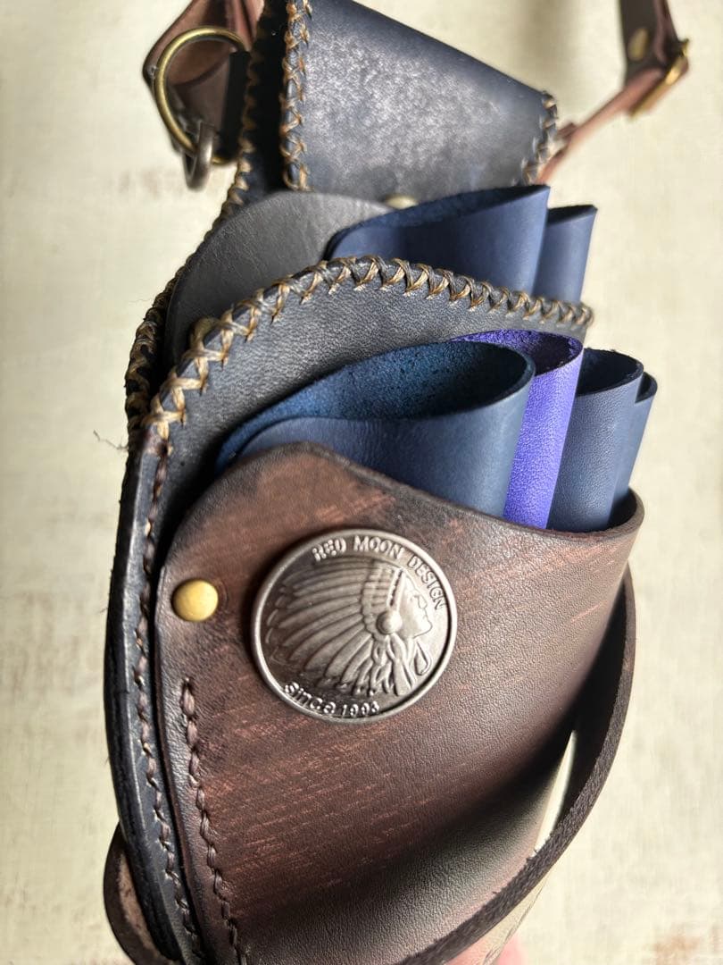 バンソン 手染めダークネイビー、ダークブラウンの男前なシザーケース