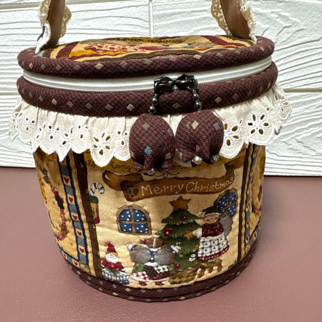 葉月様・マギーエンジェル丸型バニティポーチ