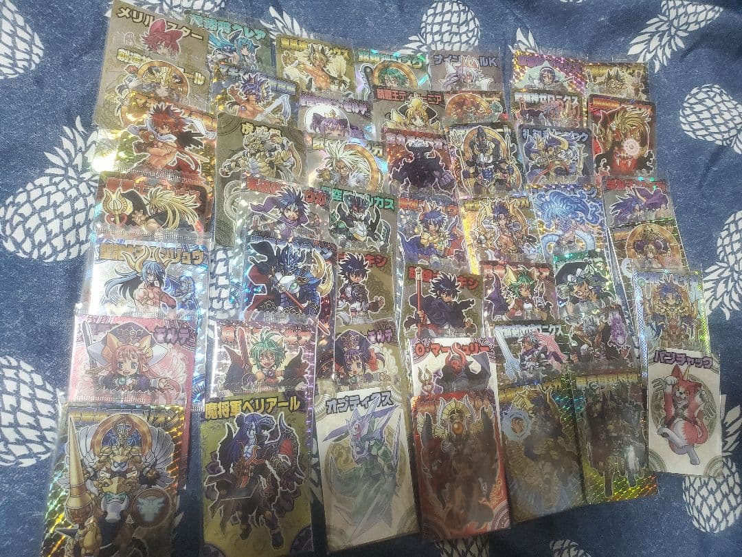 神羅万象チョコ コレクションファイルとカードセット