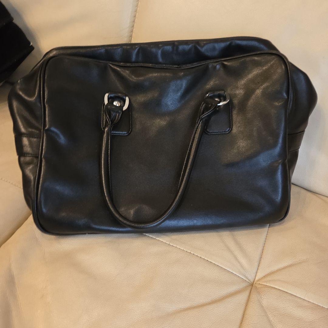 ディズニー　クルエラ グラフィックバッグ