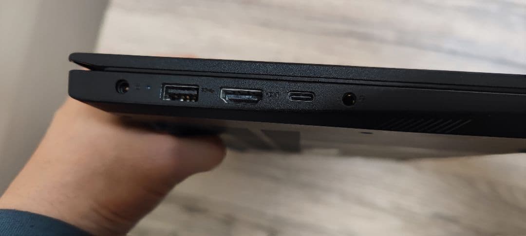 lenovo v14 g4 Ryzen5 7520U オンボードメモリ8GB