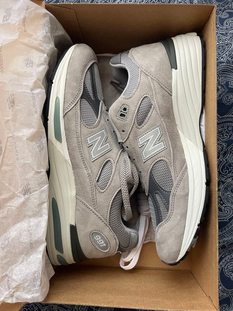 New Balance 991 V2 グレー スニーカー　イングランド