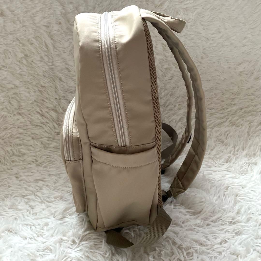 キタムラ レディース リュック・バックパック ベージュ K刺繍 ナイロン 軽い