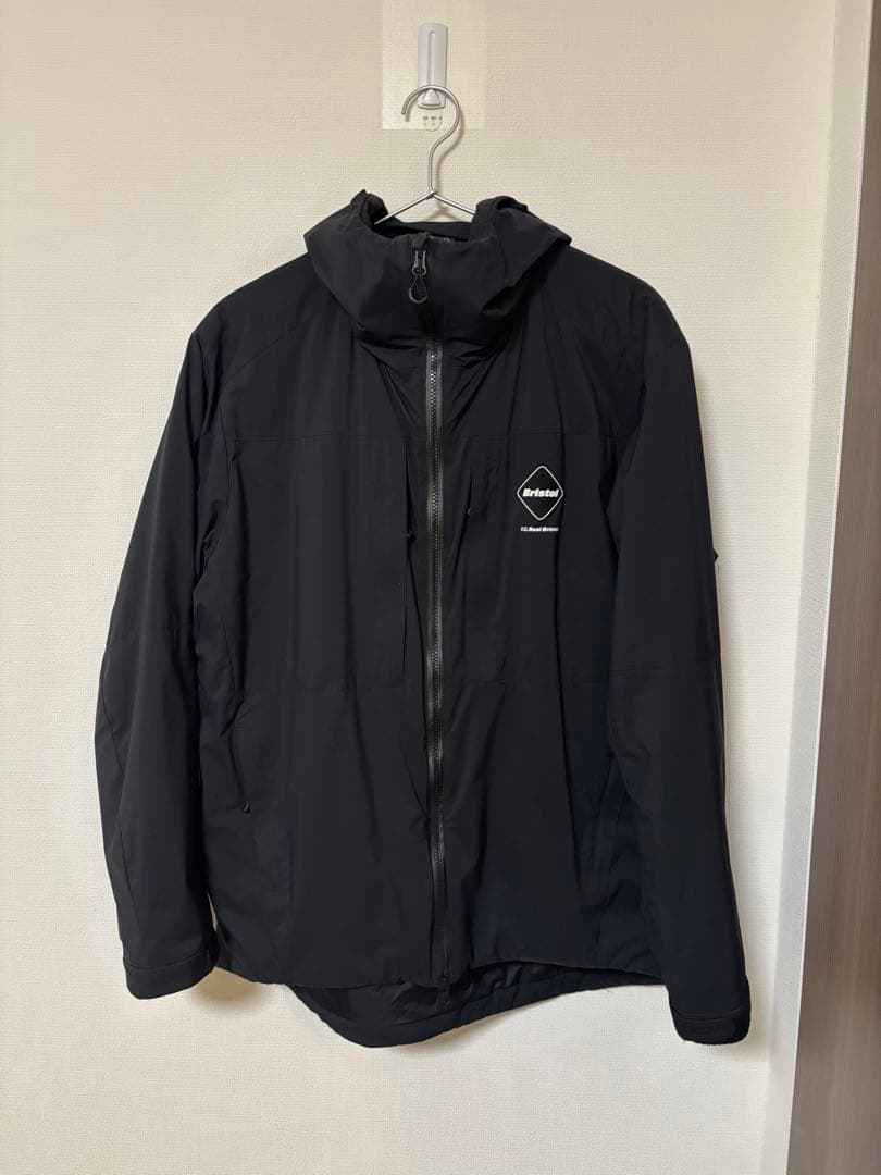 FCRB INSULATION PADDED HOODED JACKET ダウン