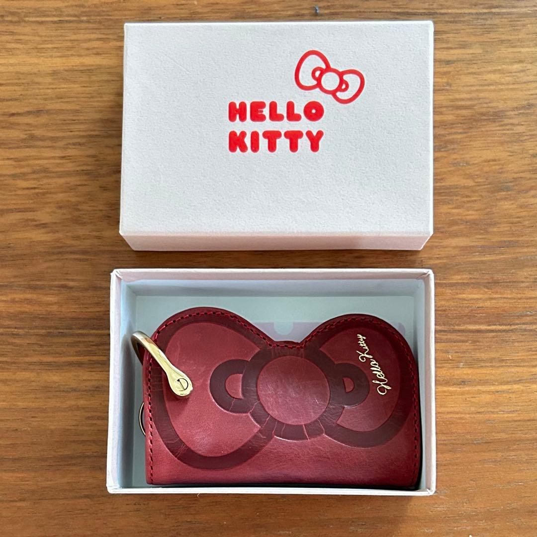 HELLO KITTY ハローキティ 本革 キーケース　新品未使用
