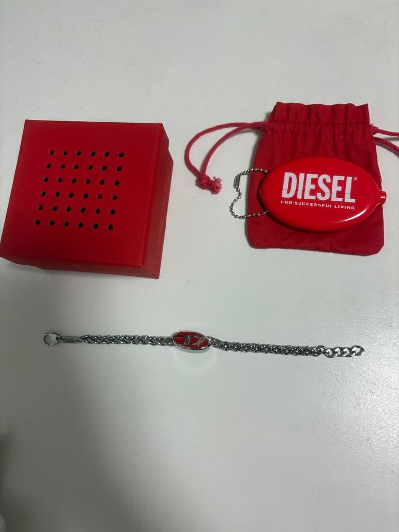DIESEL シルバー/レッド ブレスレット