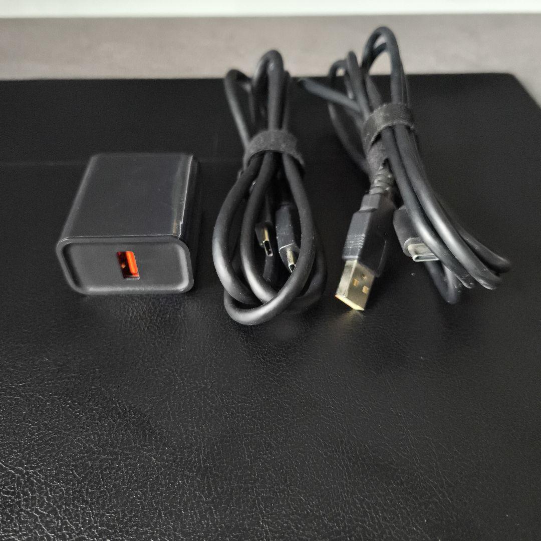 16インチ　モバイルモニター2.5K解像度（2520x1680）