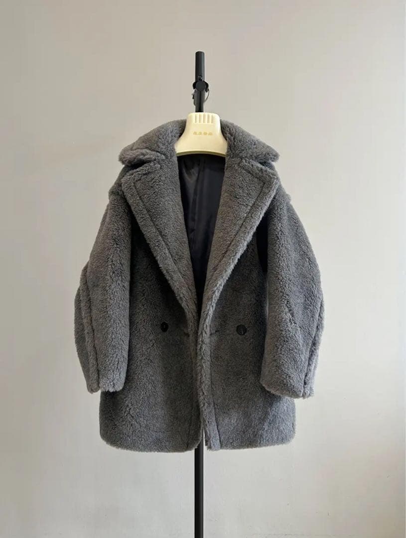 新型 最新作❗️新品未使用ベアショート丈 テディコート グレー