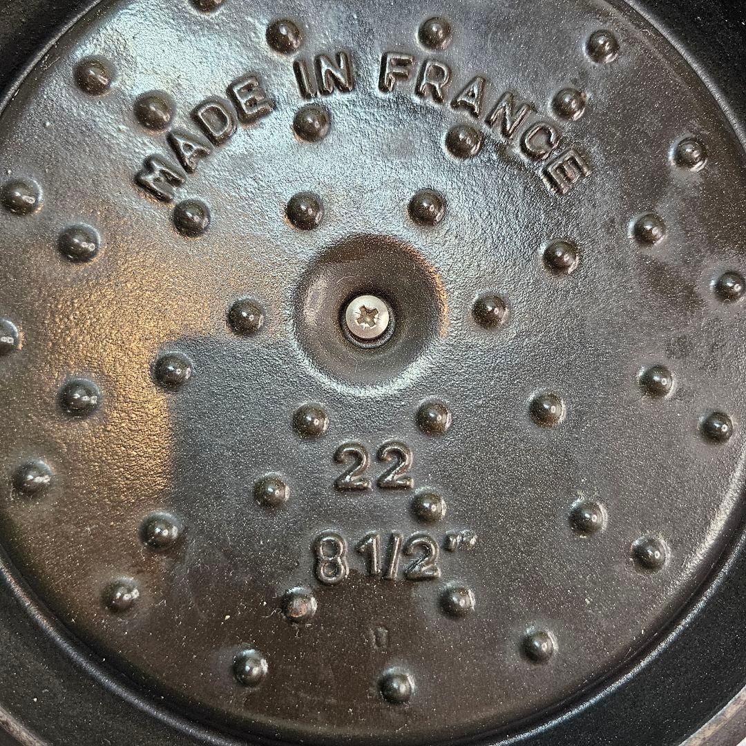 STAUB ストウブ 両手鍋 22CM バジルグリーン 鋳鉄