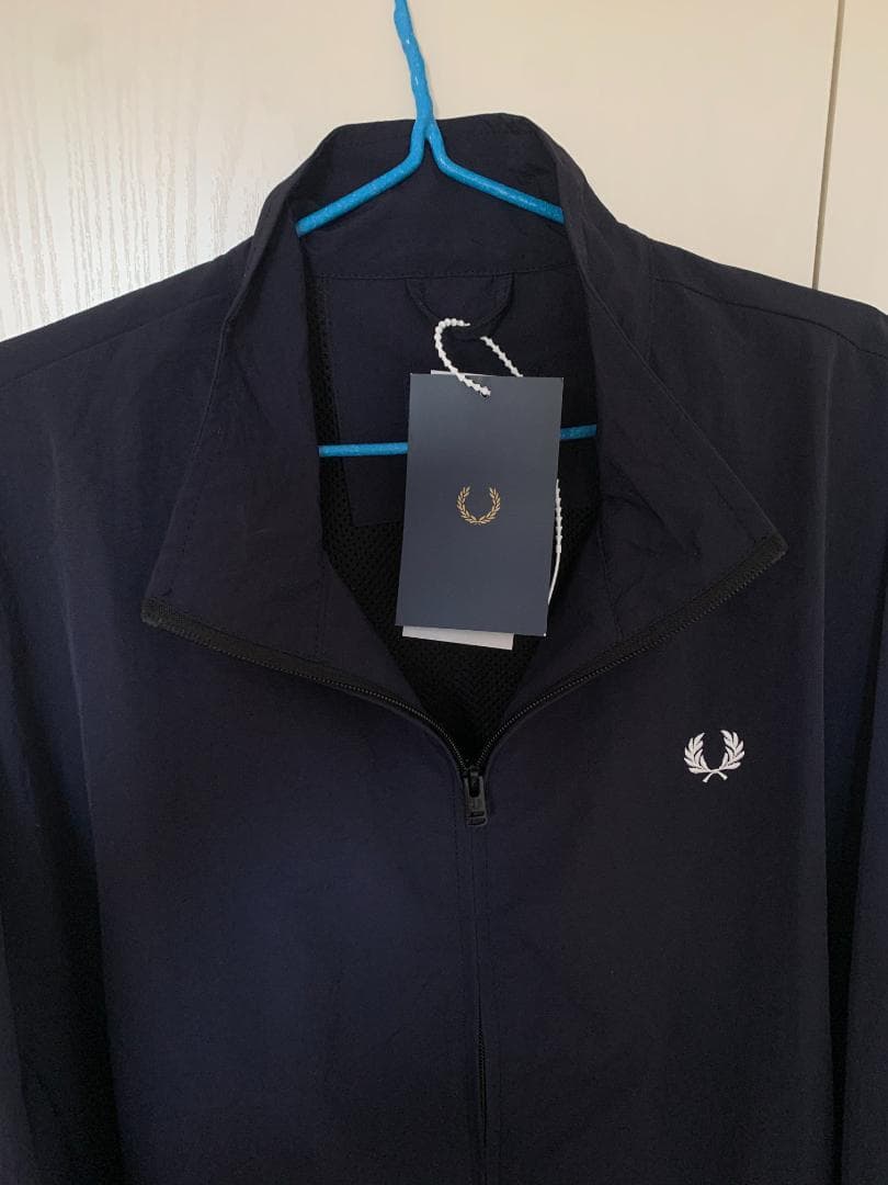 ネイビー BEAMS FRED PERRY ブラック ナイロンジャケット