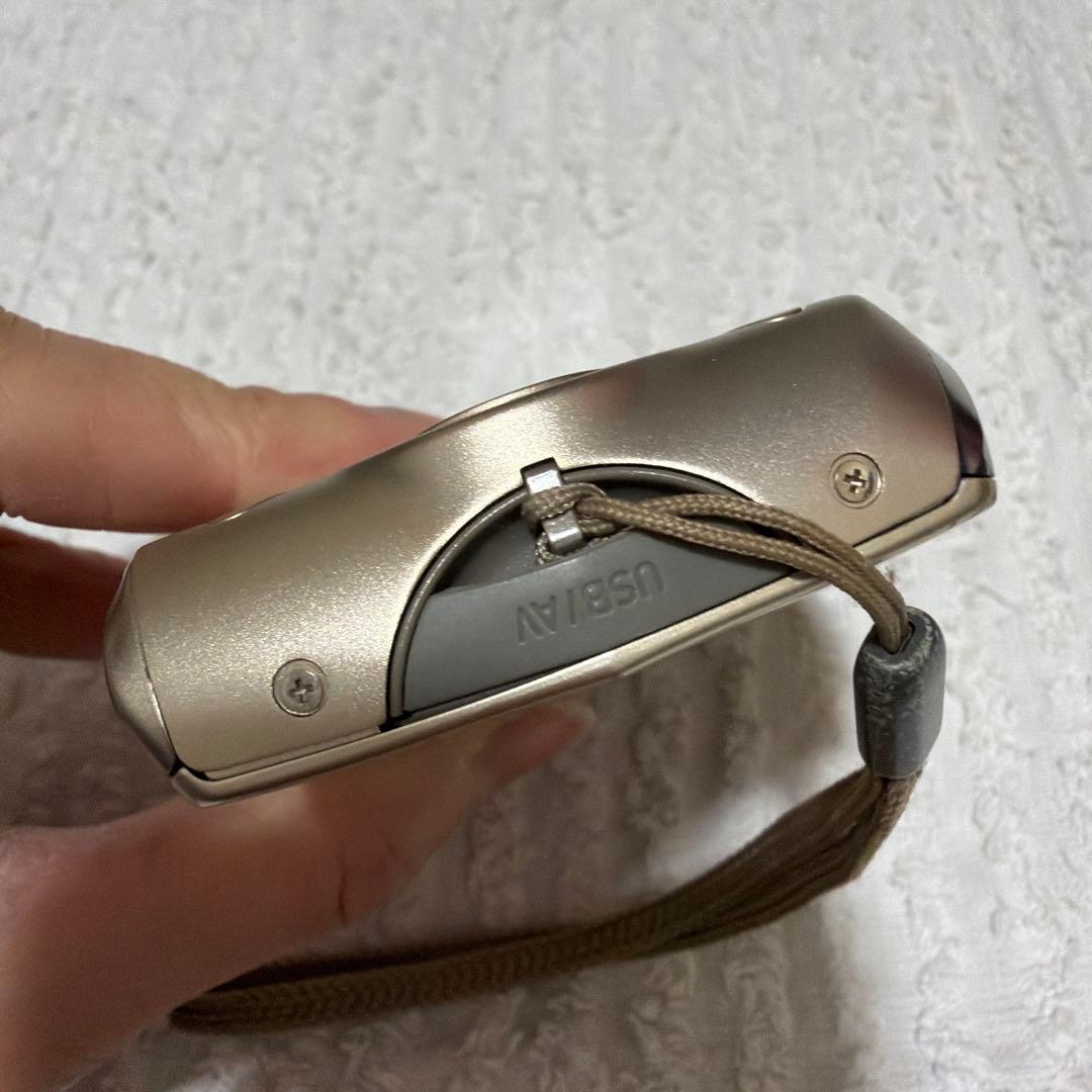 中古　CASIO EXILIM EX-Z2300 デジカメ